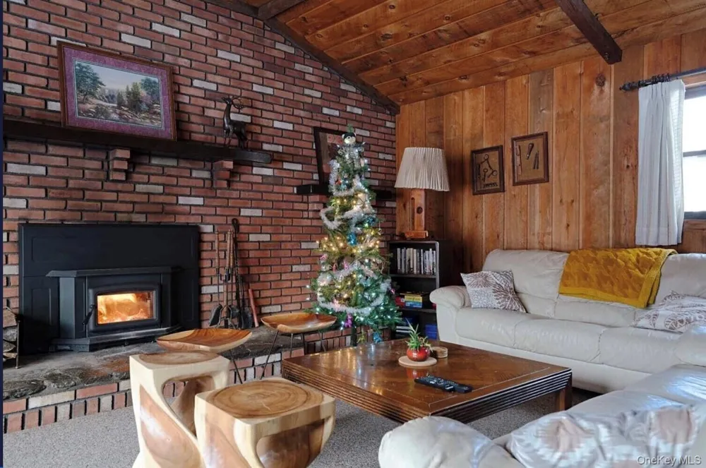 170 Maplecrest Road Windham, NY 12496