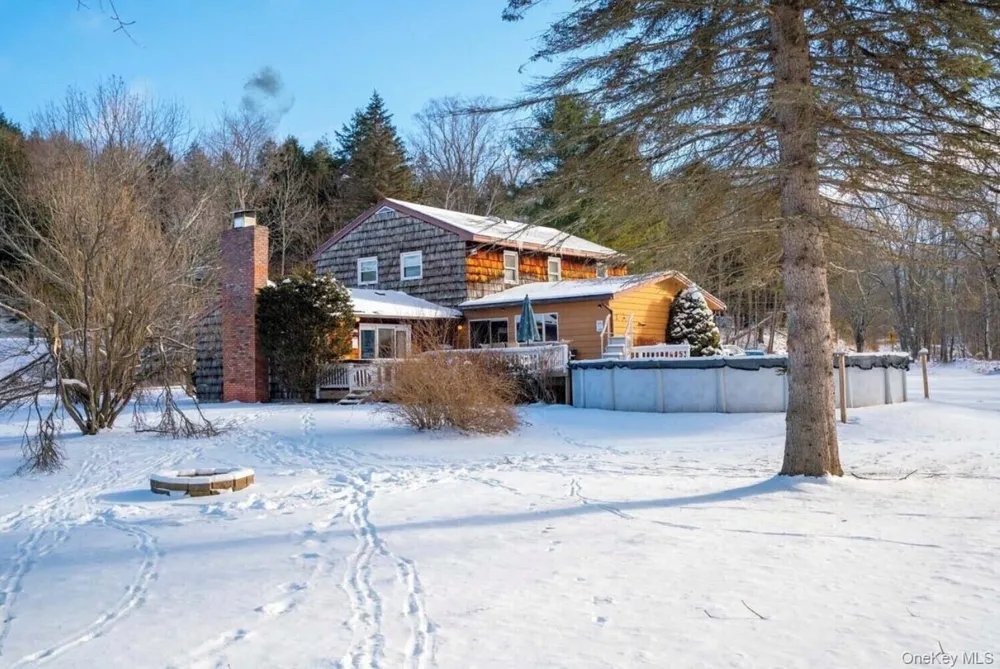 170 Maplecrest Road Windham, NY 12496