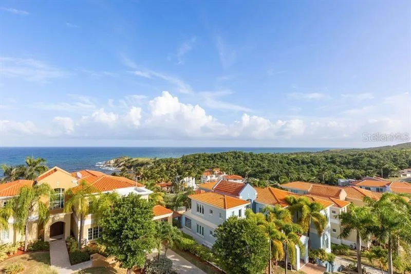 1 SHELL CASTLE CLUB #86 Humacao, PR 00791