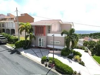 1 SHELL CASTLE CLUB #86 Humacao, PR 00791