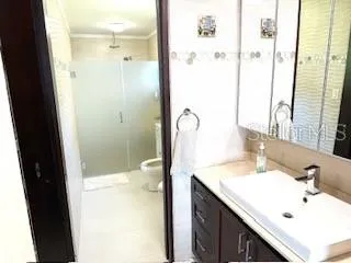1 SHELL CASTLE CLUB #86 Humacao, PR 00791