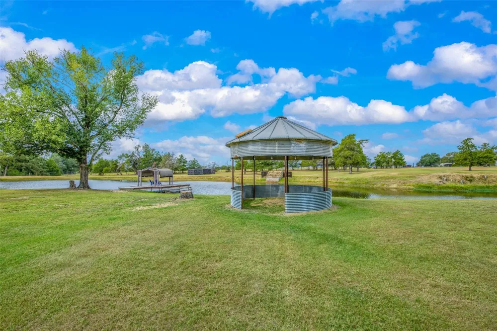 2848 FM 166 Farm to Market Road Caldwell, TX 77836