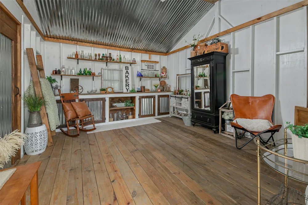 2848 FM 166 Farm to Market Road Caldwell, TX 77836
