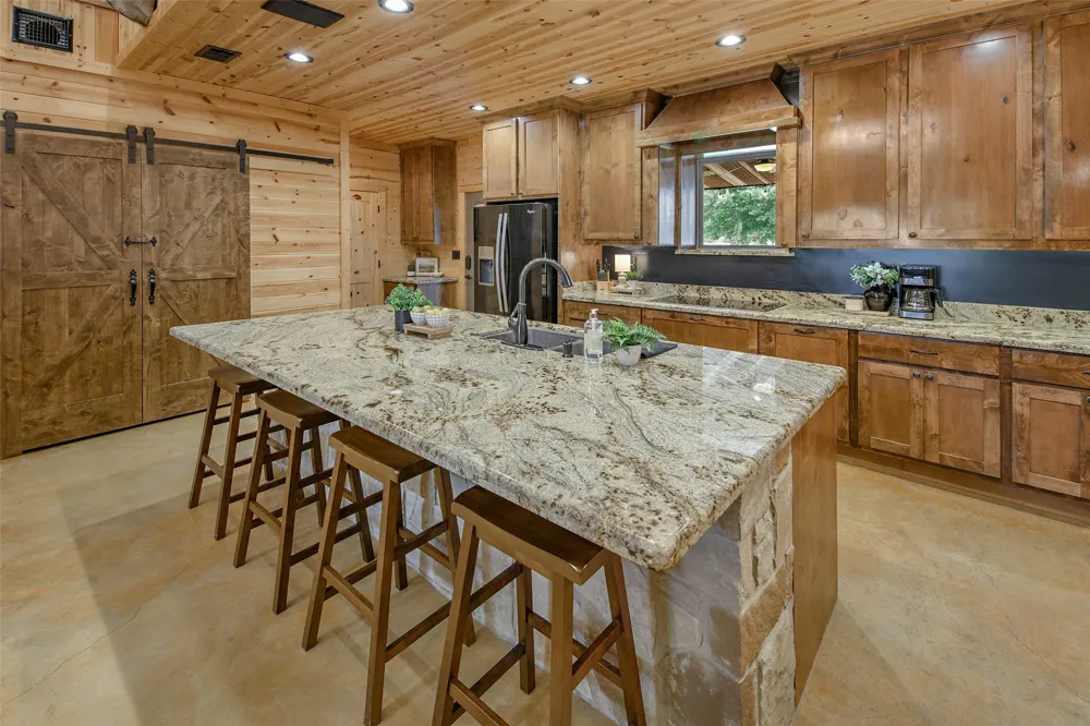 2848 FM 166 Farm to Market Road Caldwell, TX 77836