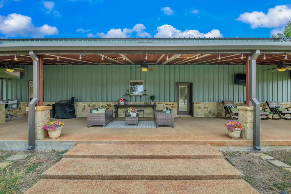 2848 FM 166 Farm to Market Road Caldwell, TX 77836