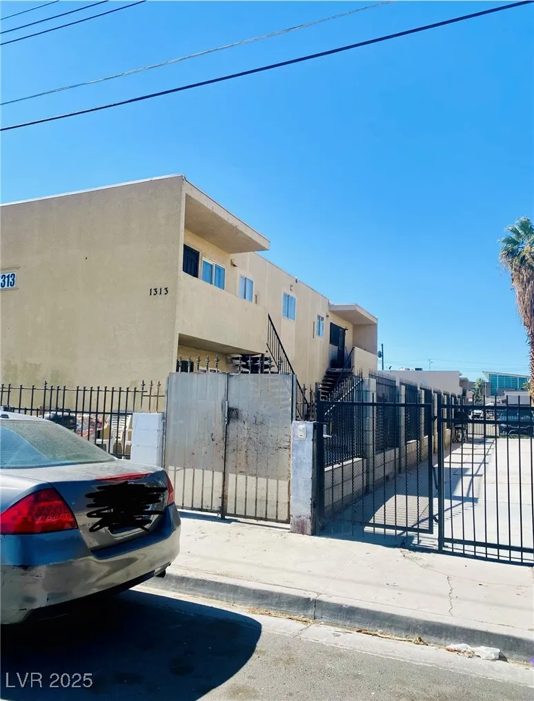 1313 23rd Street Las Vegas, NV 89101