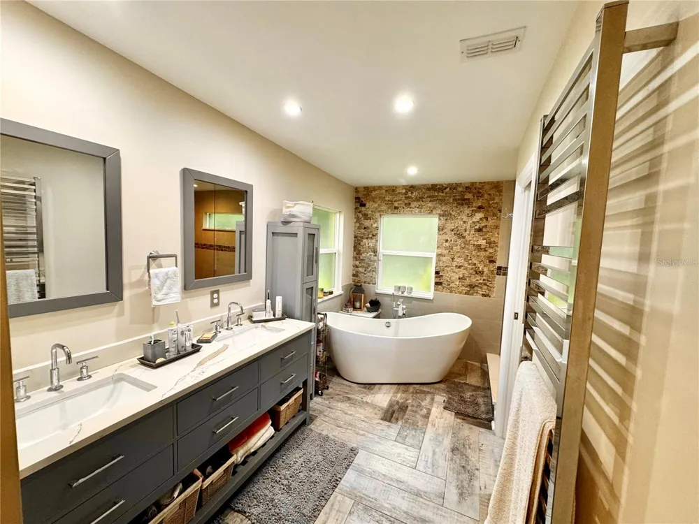 414 TIMBERCOVE CIRCLE Longwood, FL 32779