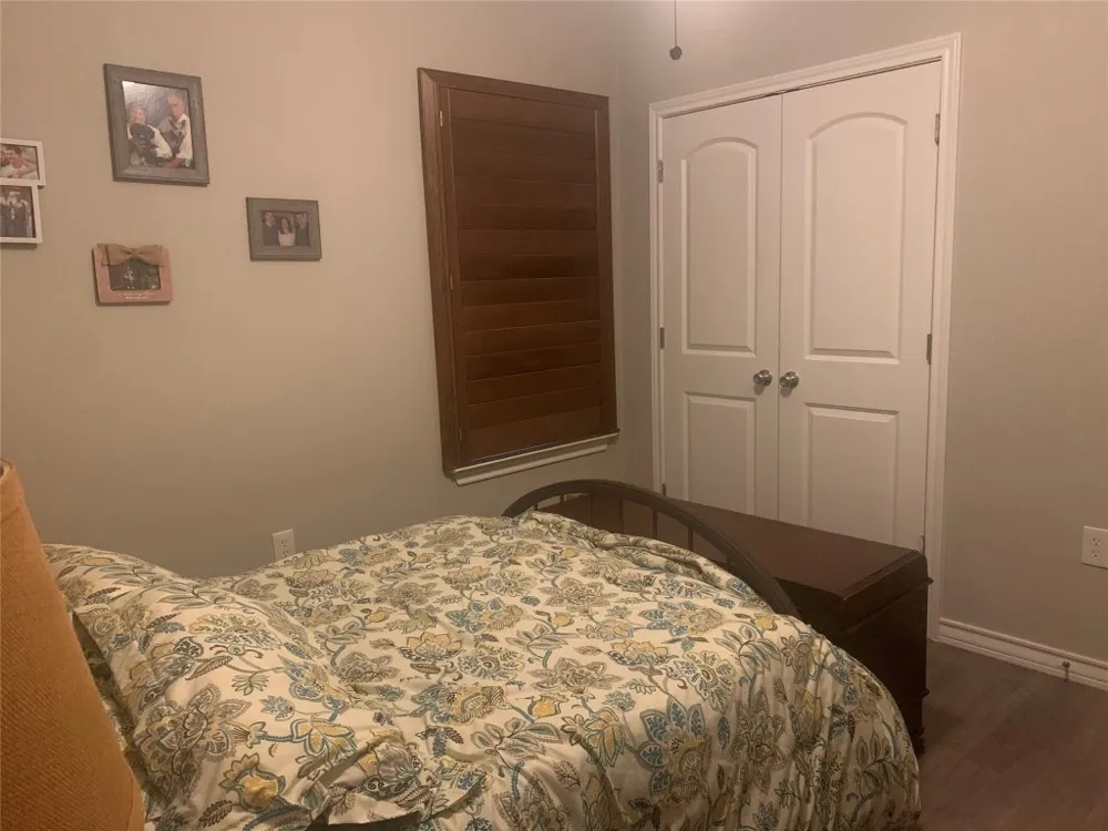 307 W Front Street SW Thorndale, TX 76577