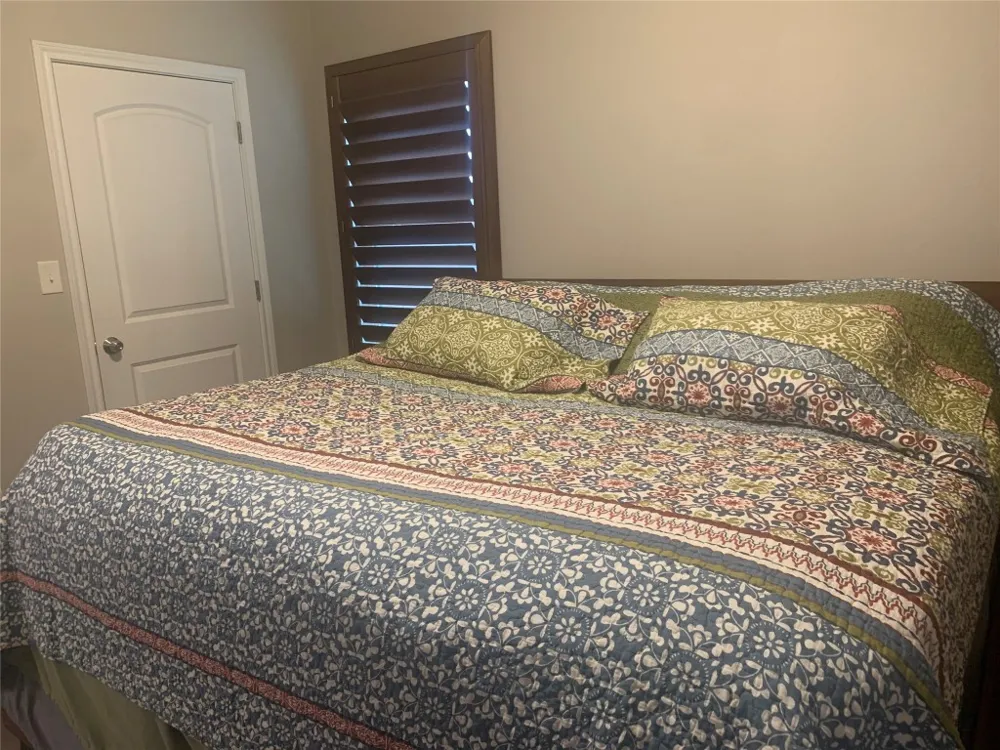 307 W Front Street SW Thorndale, TX 76577