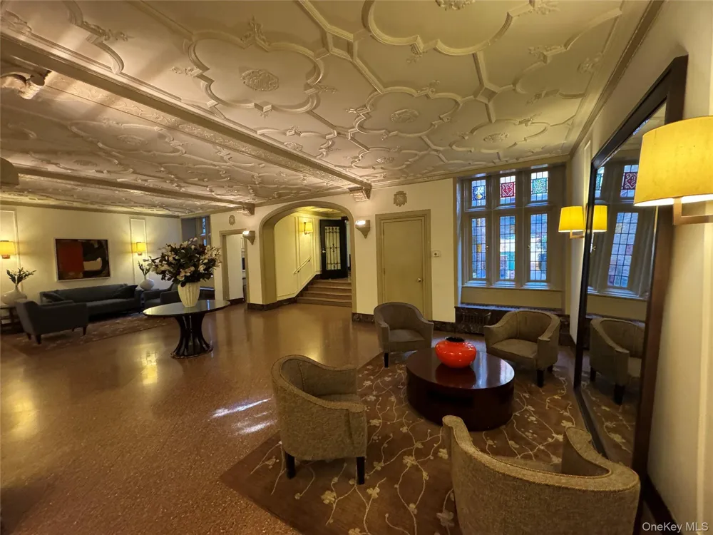 333 E 53rd Street #5C New York (Manhattan), NY 10022