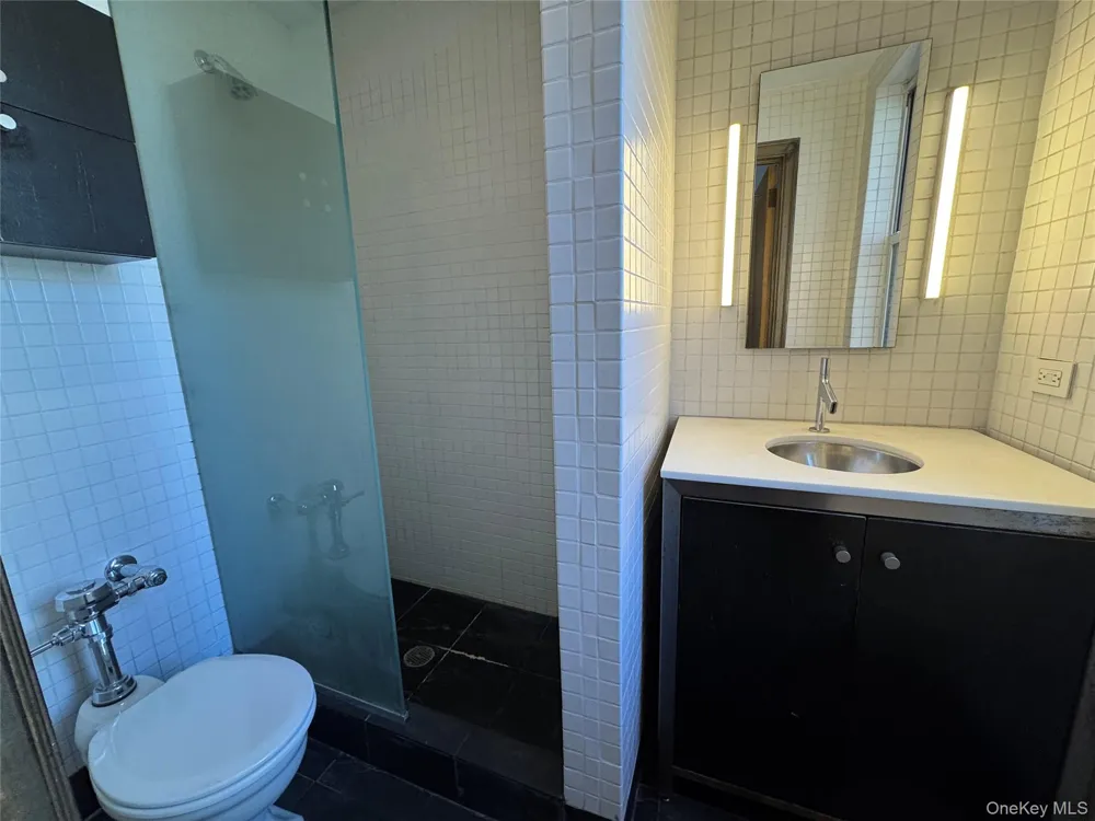 333 E 53rd Street #5C New York (Manhattan), NY 10022