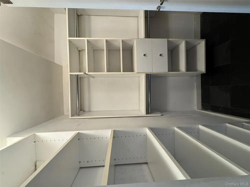 333 E 53rd Street #5C New York (Manhattan), NY 10022