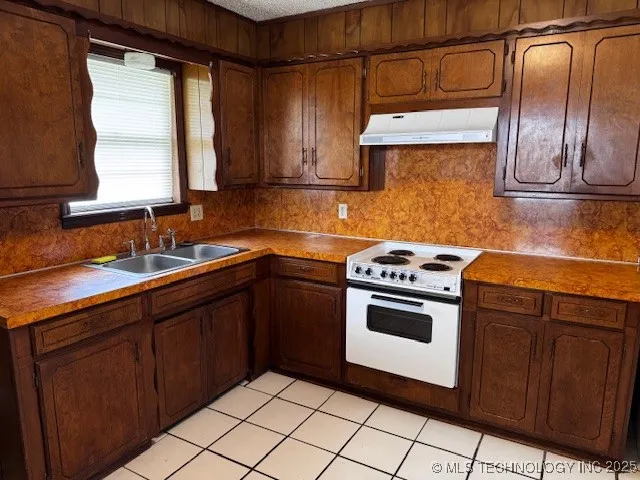 505 S Ashwood Street Marietta, OK 73448