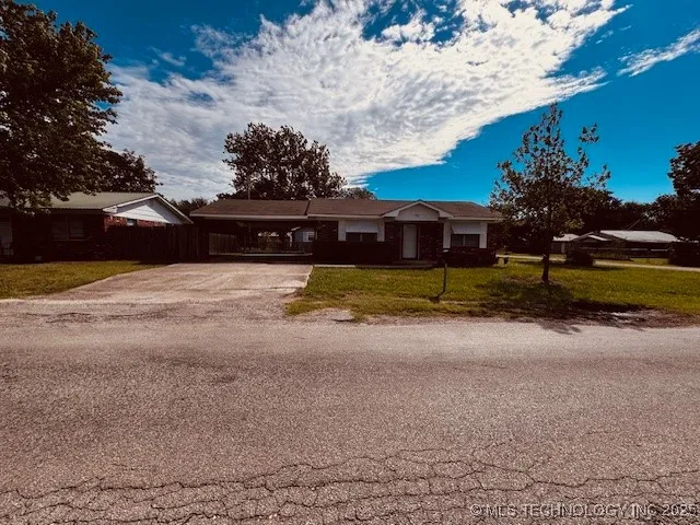 505 S Ashwood Street Marietta, OK 73448