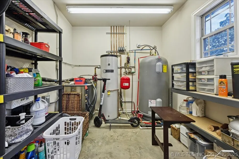 121 Quanah Road Fort Gibson, OK 74434