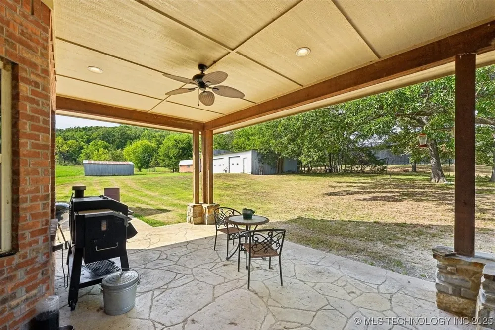 121 Quanah Road Fort Gibson, OK 74434
