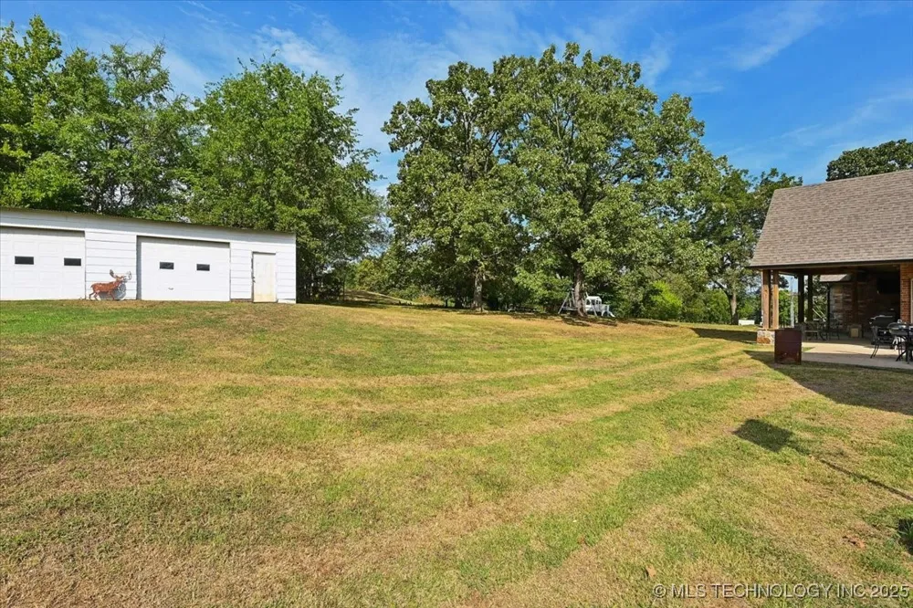 121 Quanah Road Fort Gibson, OK 74434