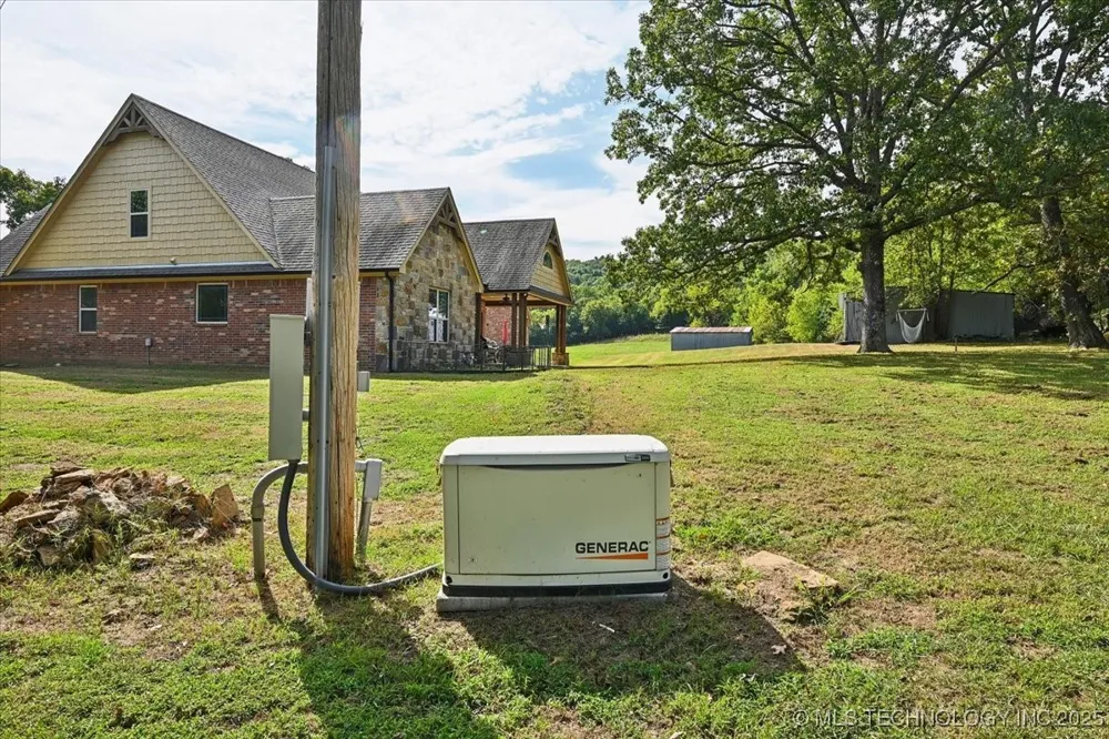 121 Quanah Road Fort Gibson, OK 74434