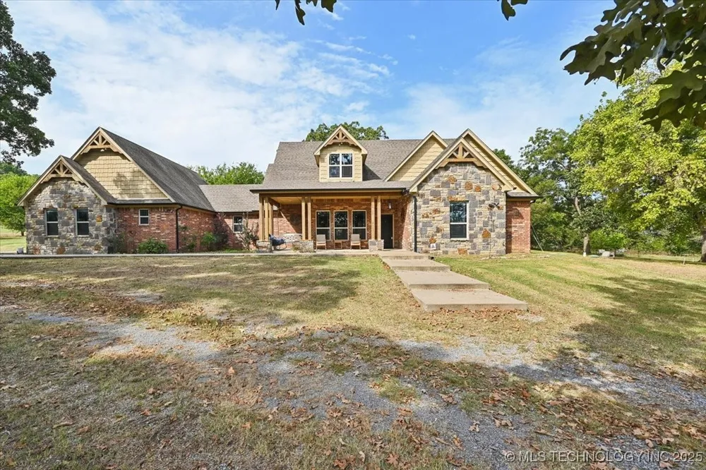 121 Quanah Road Fort Gibson, OK 74434
