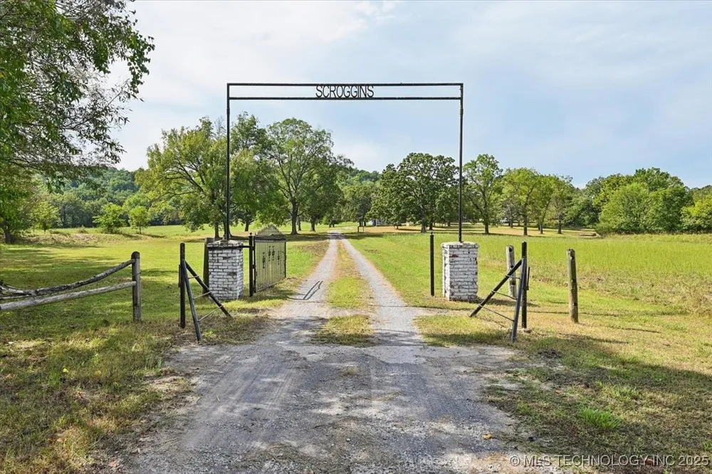 121 Quanah Road Fort Gibson, OK 74434