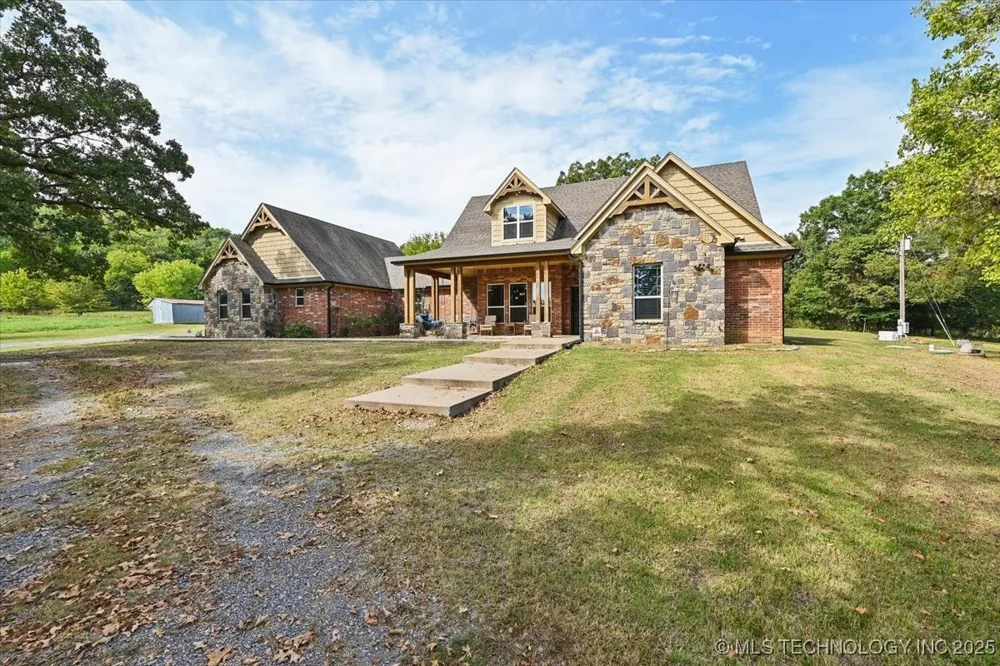 121 Quanah Road Fort Gibson, OK 74434