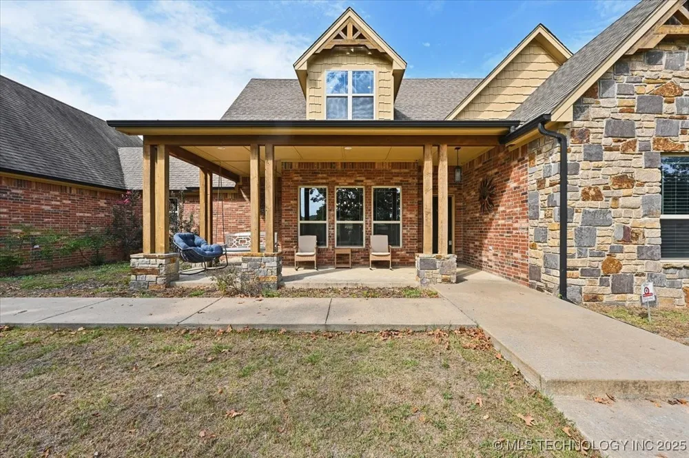 121 Quanah Road Fort Gibson, OK 74434