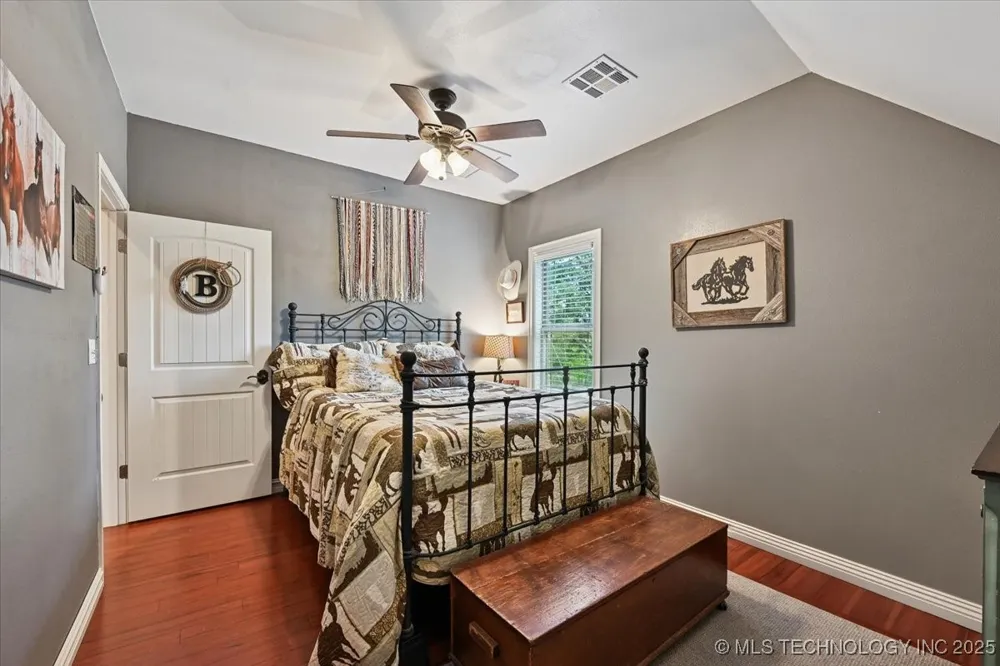121 Quanah Road Fort Gibson, OK 74434