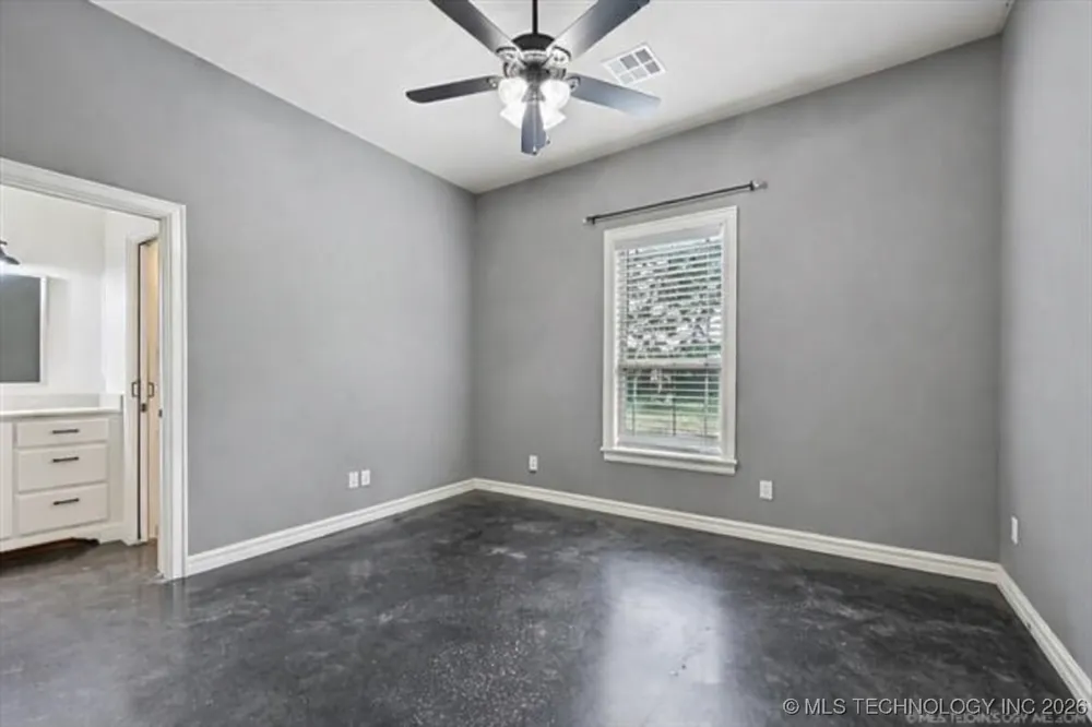 121 Quanah Road Fort Gibson, OK 74434