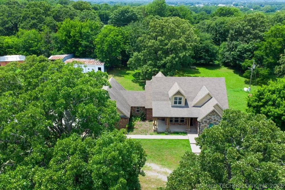 121 Quanah Road Fort Gibson, OK 74434