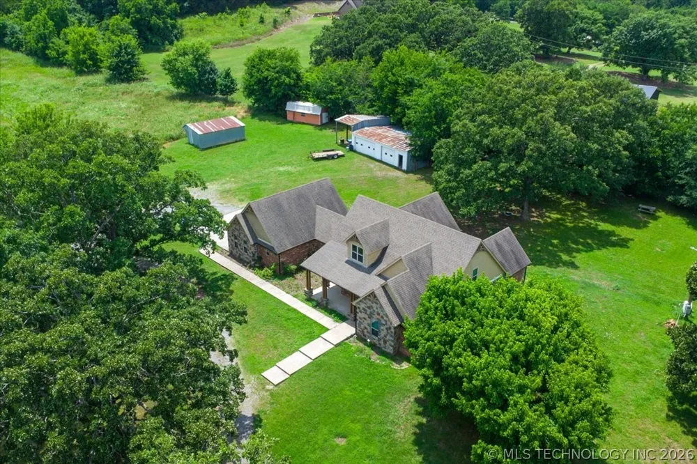 121 Quanah Road Fort Gibson, OK 74434