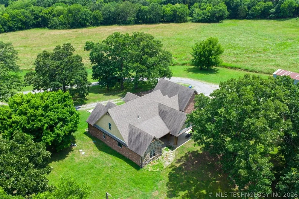 121 Quanah Road Fort Gibson, OK 74434