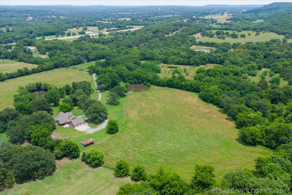 121 Quanah Road Fort Gibson, OK 74434