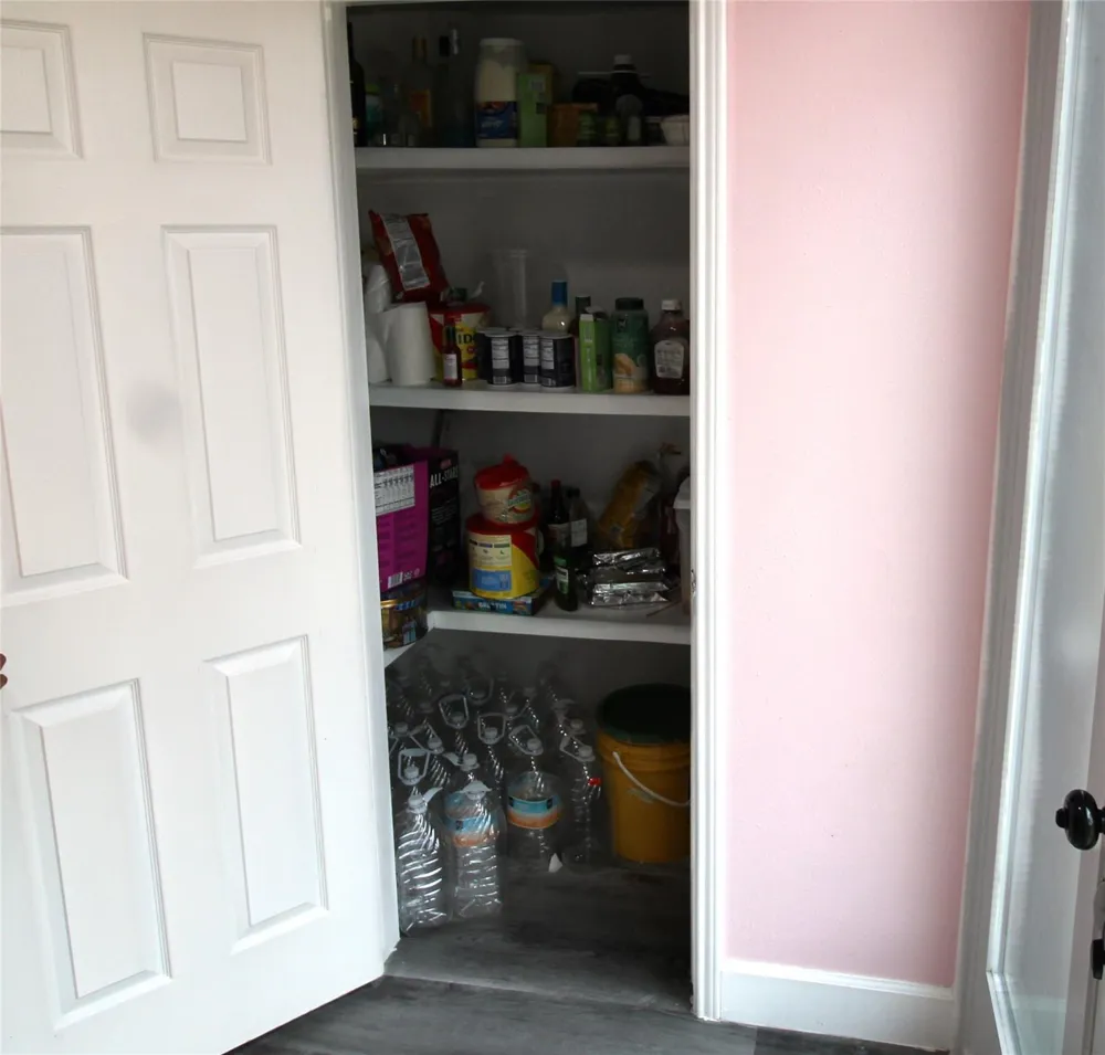820 S Railroad Ave Shepherd, TX 77371