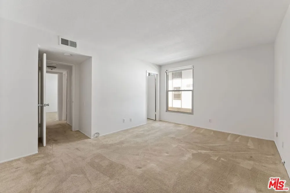 31525 Lindero Canyon Road ##1 Westlake Village, CA 91361