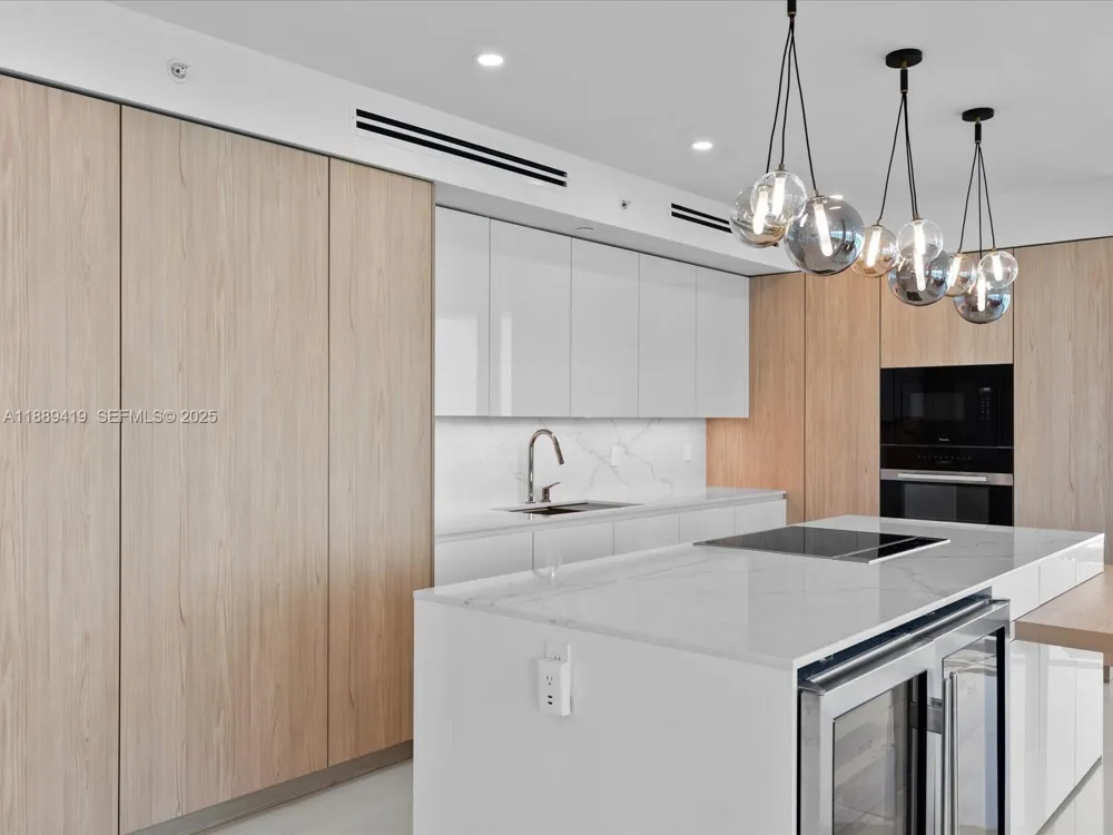 3101 S Ocean Dr #1608 Hollywood, FL 33019