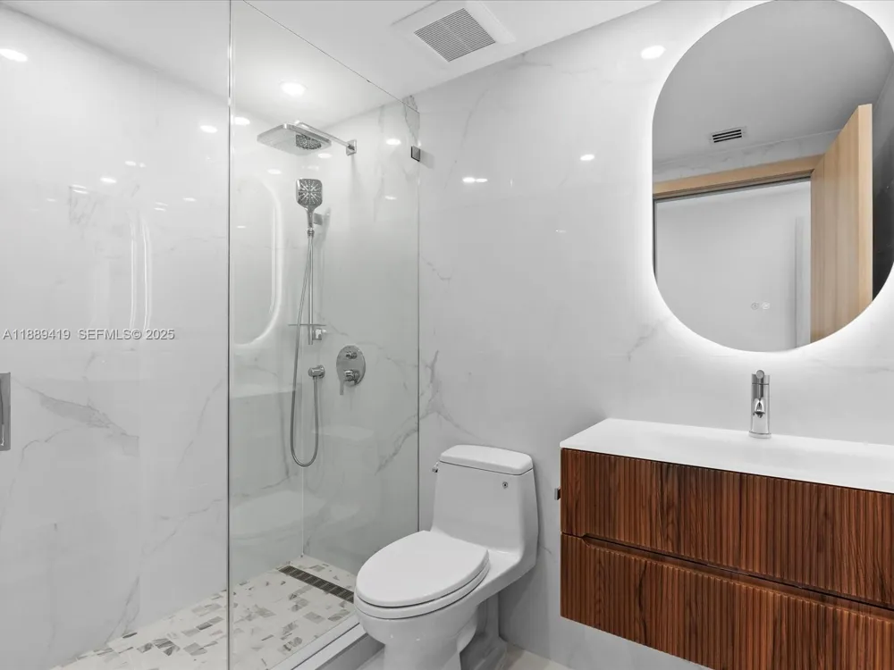 3101 S Ocean Dr #1608 Hollywood, FL 33019