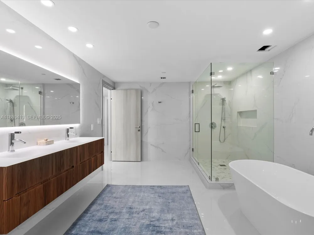 3101 S Ocean Dr #1608 Hollywood, FL 33019