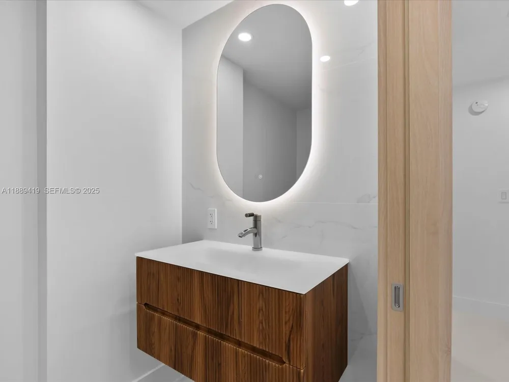 3101 S Ocean Dr #1608 Hollywood, FL 33019