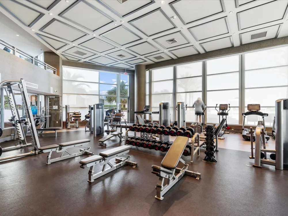 3101 S Ocean Dr #1608 Hollywood, FL 33019