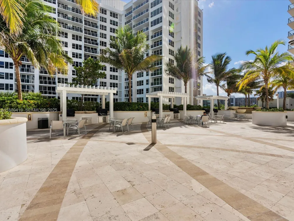 3101 S Ocean Dr #1608 Hollywood, FL 33019