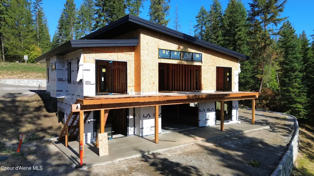 12704 Lakewood Drive Hayden, ID 83835