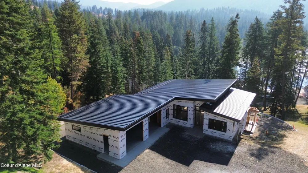 12704 Lakewood Drive Hayden, ID 83835