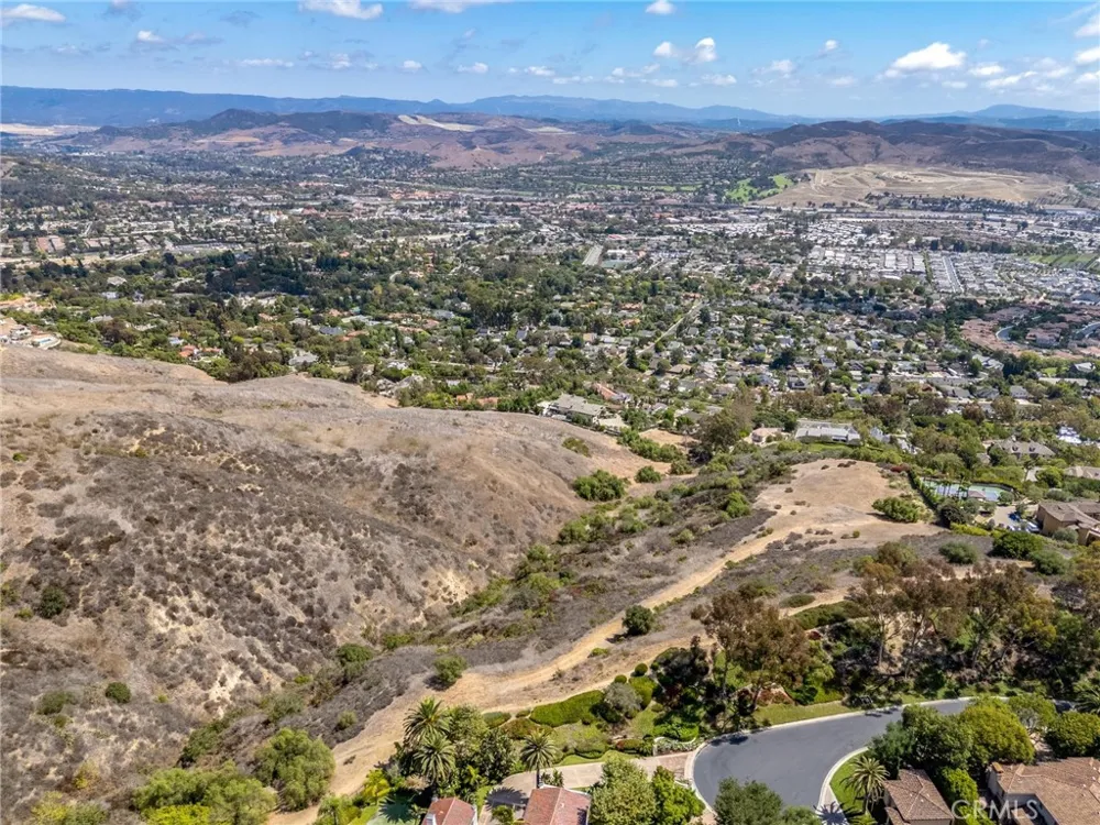 1 O'Hill Laguna Niguel, CA 92677