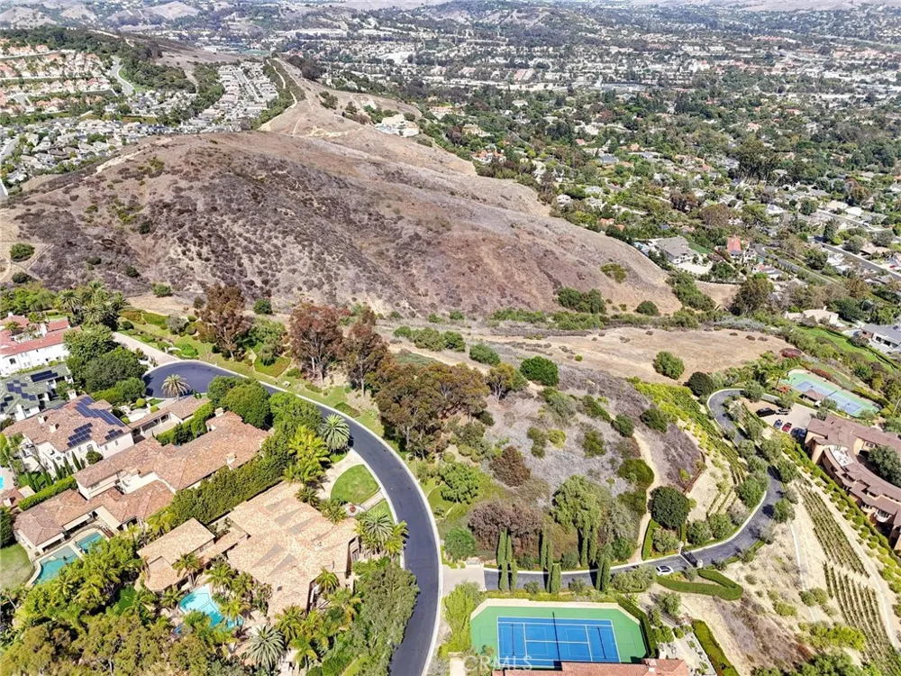 1 O'Hill Laguna Niguel, CA 92677