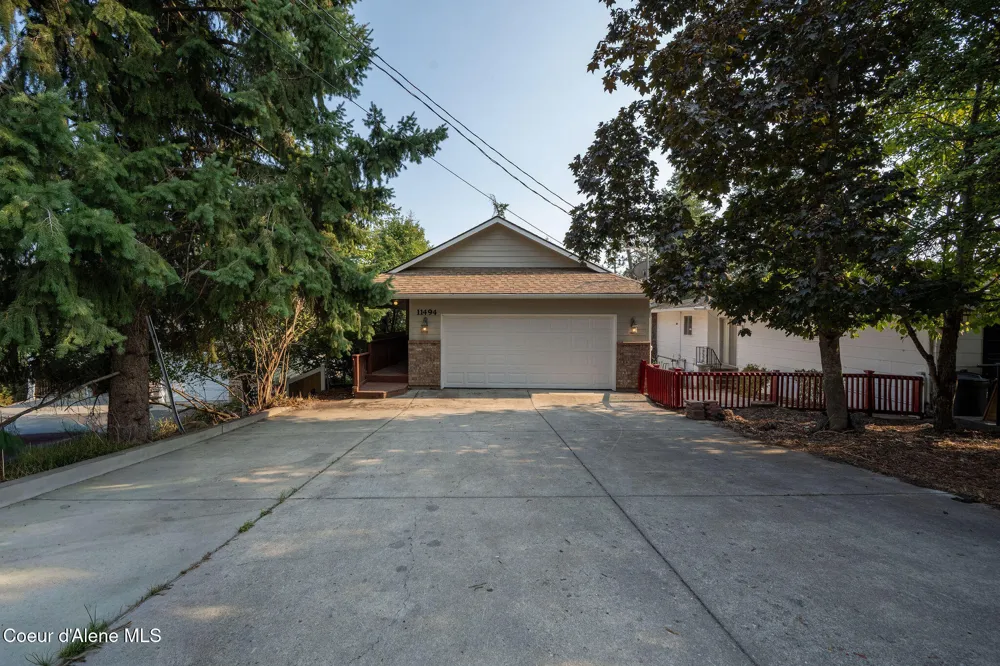 11494 AVONDALE LOOP Hayden, ID 83835