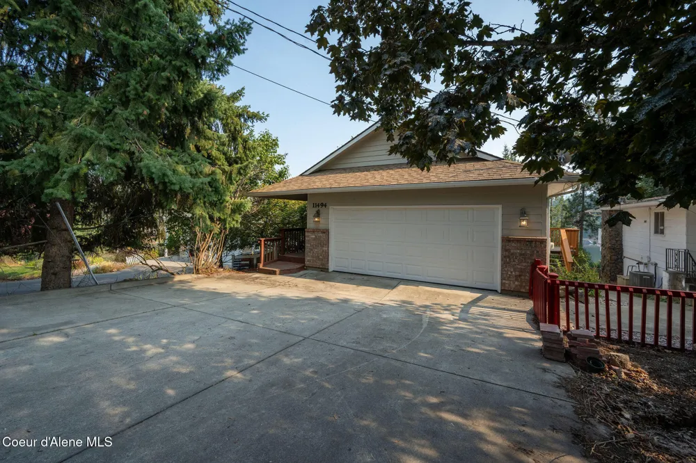 11494 AVONDALE LOOP Hayden, ID 83835