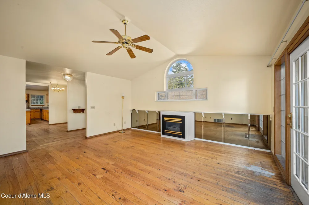 11494 AVONDALE LOOP Hayden, ID 83835