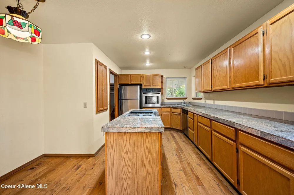 11494 AVONDALE LOOP Hayden, ID 83835