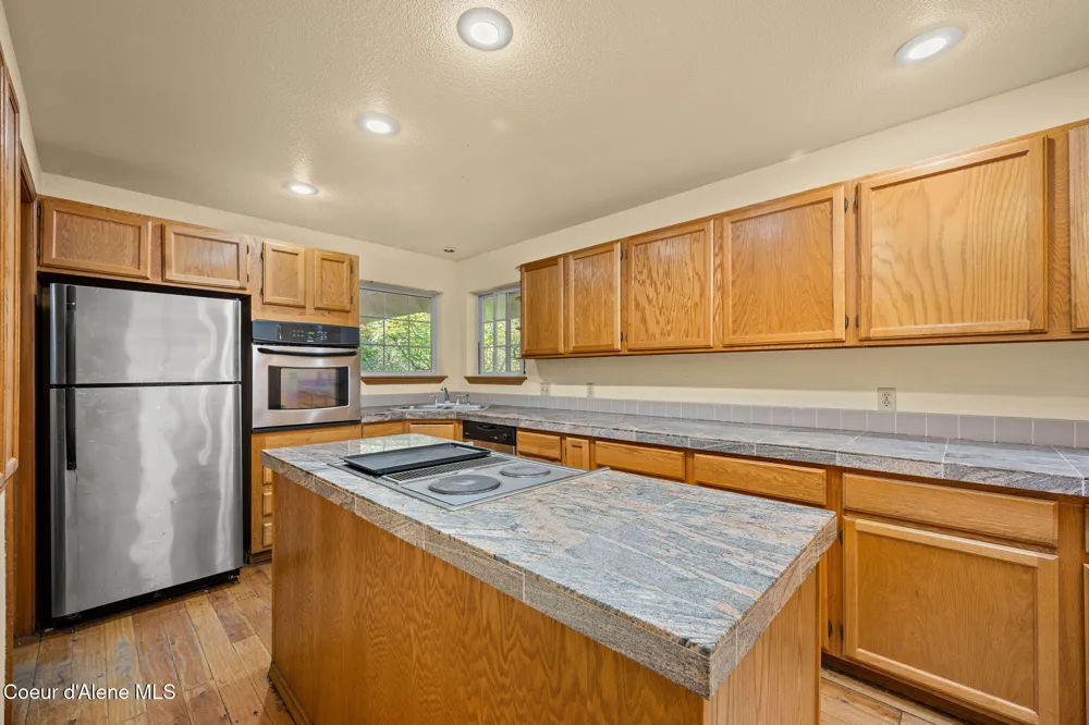 11494 AVONDALE LOOP Hayden, ID 83835