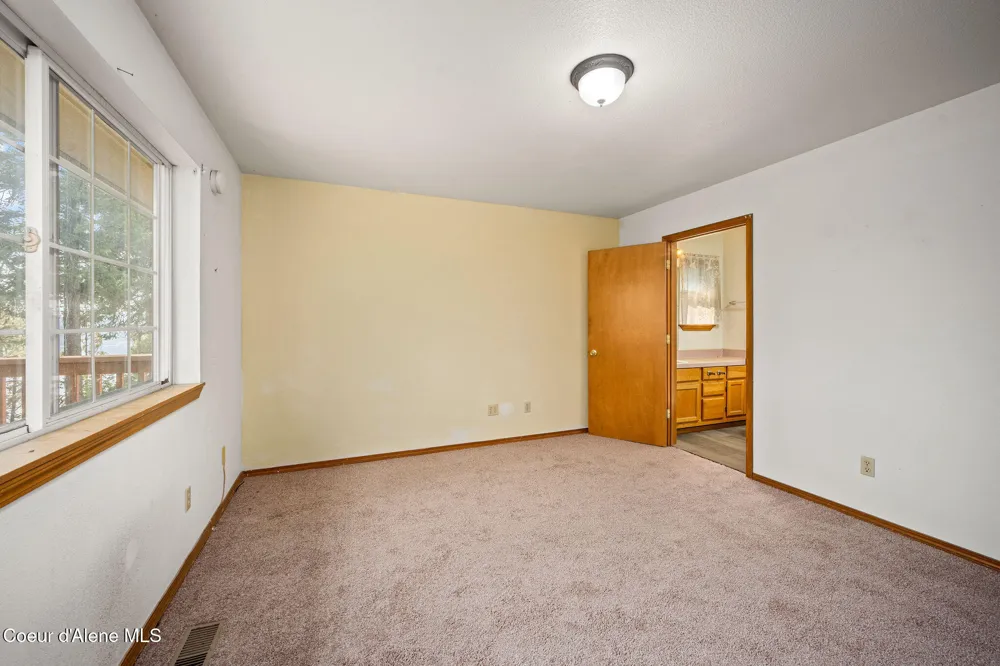 11494 AVONDALE LOOP Hayden, ID 83835